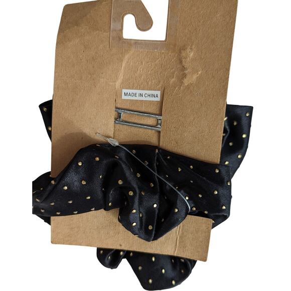 Black & Gold Scrunchie + Bow Barrette Set Berry Hair - Picture 2 of 3